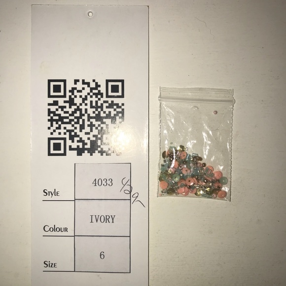 Shail K. Prom Dress - Picture 5 of 8